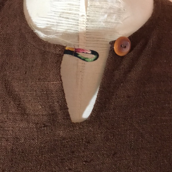 Su•Zen brown silk top - Picture 2 of 7